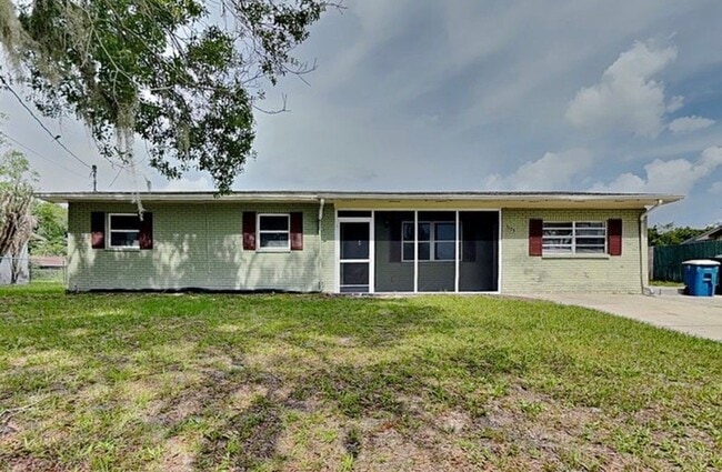 Building Photo - 1175 Luke Ave