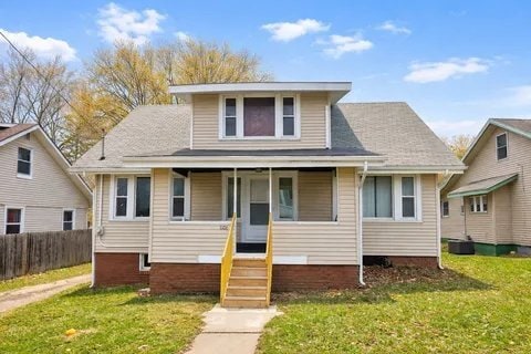 Building Photo - 1106 Arthur Ave