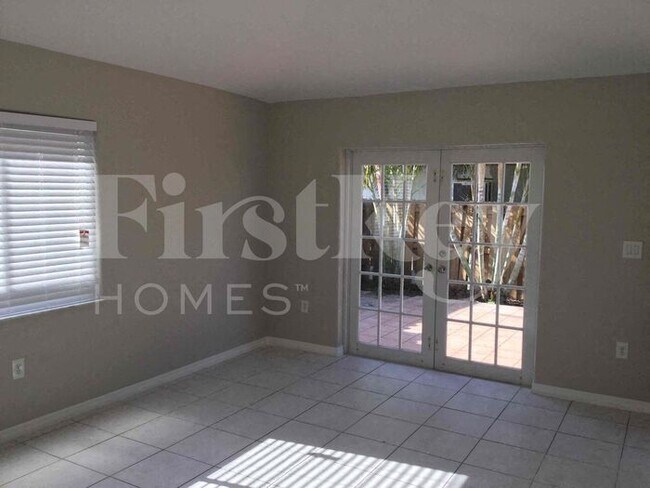Foto del edificio - 10036 NW 126th Terrace