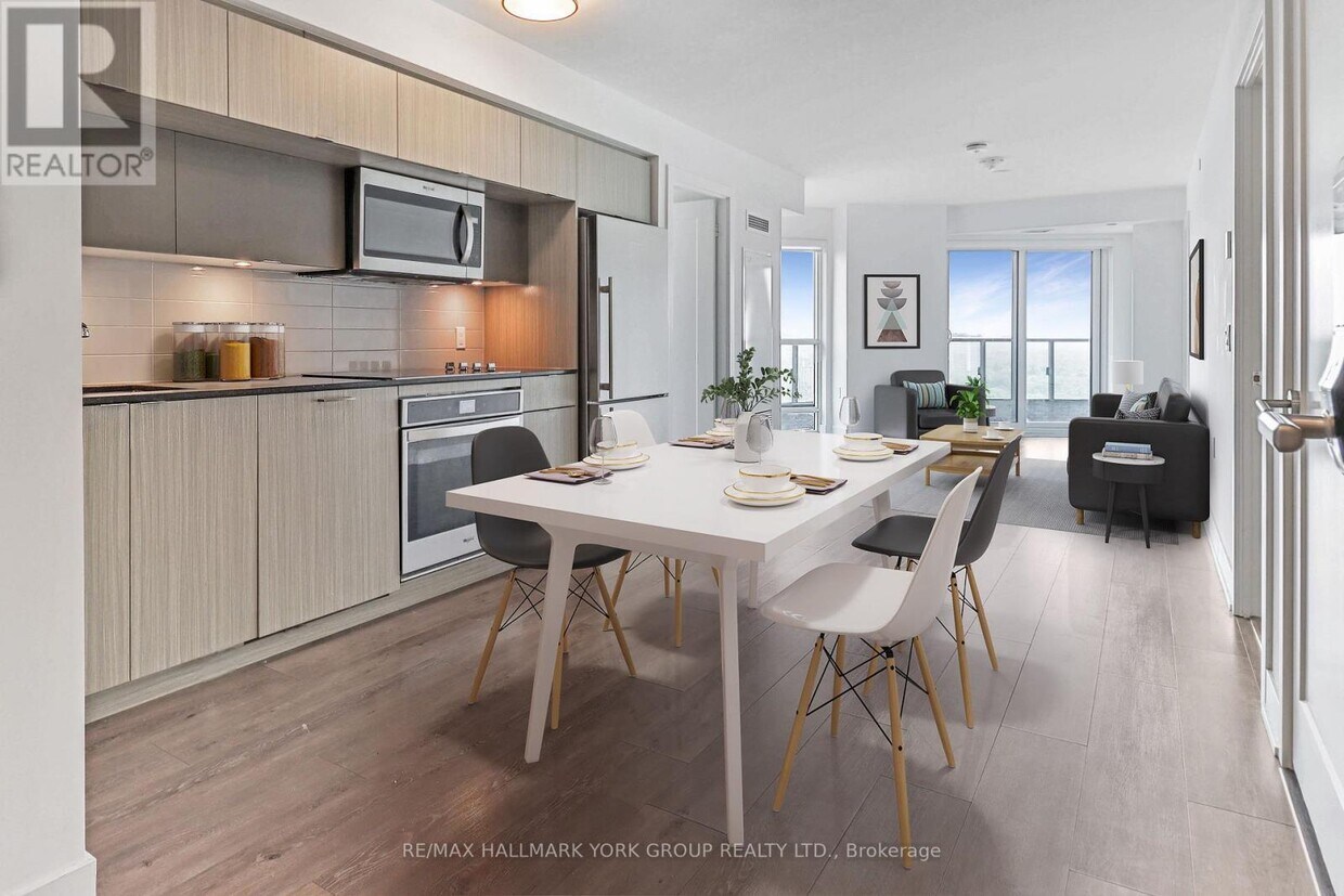 Photo principale - 585-2585 Bloor St E