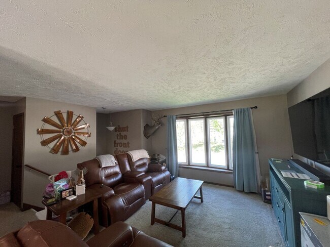 Foto del edificio - Home For Rent Bellevue.