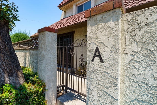 Building Photo - 522 S Ynez Ave
