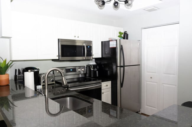 Photo - 2810 Grande Pkwy Apartment