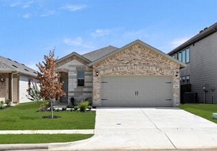 Building Photo - 1641 Mdw Crst Dr