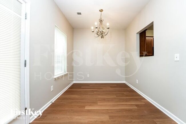 Building Photo - 496 Grenier Terrace NE
