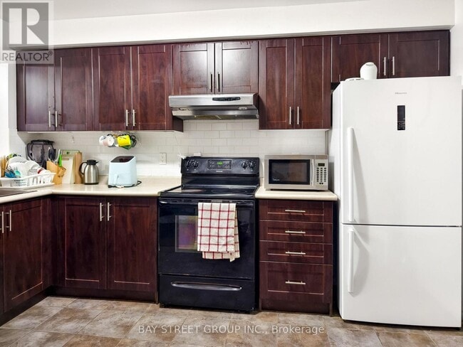 Building Photo - 4600 Kimbermount Ave