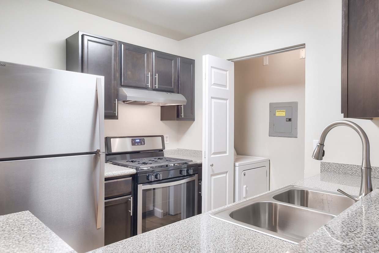 Cocina mejorada - Willow Crest Apartments