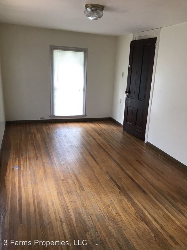 Foto del edificio - 3 br, 1 bath Apartment - 117 Central Ave