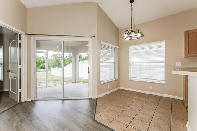 Building Photo - 3832 Washburn Pl