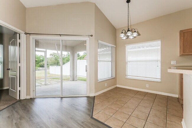 Foto del edificio - 3832 Washburn Pl