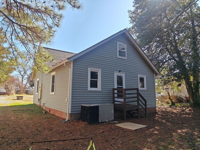 Foto del edificio - 2 bedroom home