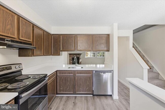 Building Photo - 5377 Harbor Ct Dr