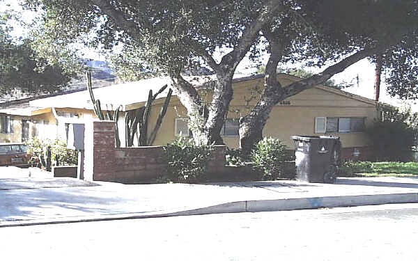 Foto principal - 6816 Valmont St