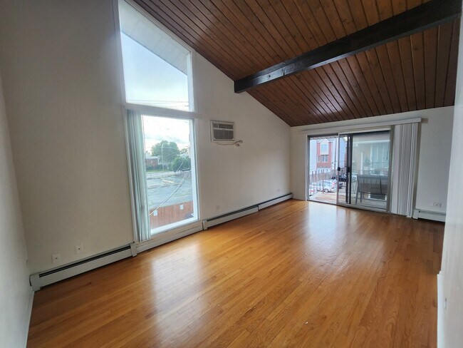 Building Photo - 6111 W 64th Pl