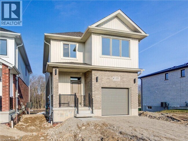 Photo du bâtiment - 109 Rivergreen Cres