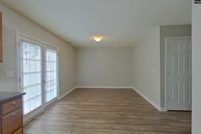 Foto del edificio - 153 Cottage Lake Way