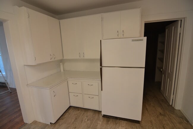 Building Photo - 316 W North 4th St