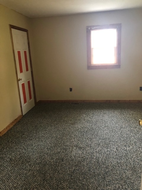 Building Photo - 302 Brown St