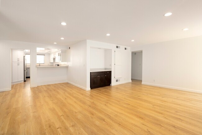 Foto del edificio - 1738 S Bentley Ave