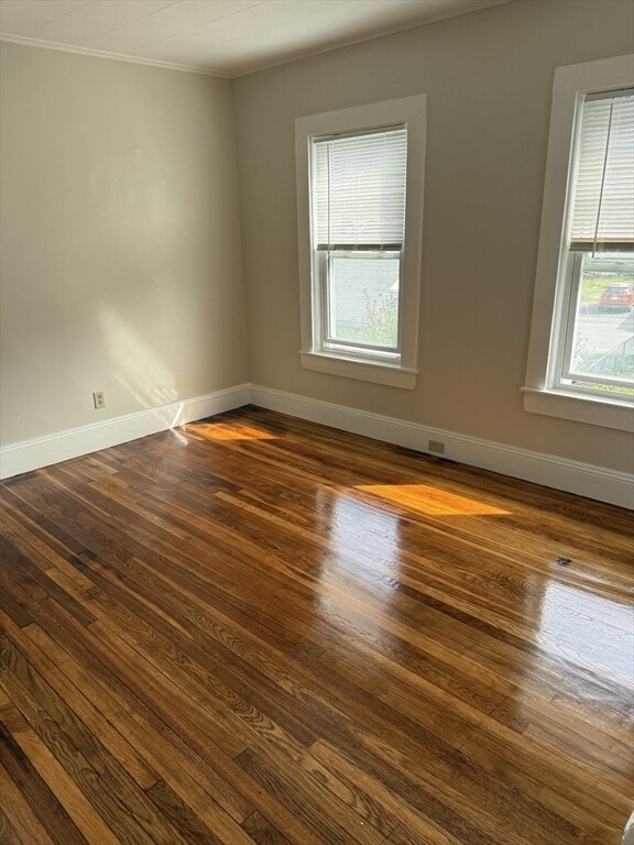 Foto principal - 81 Nightingale Ave