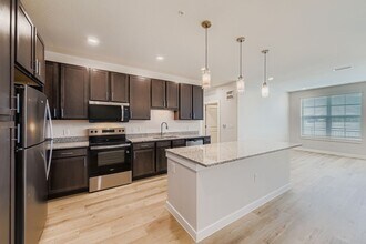 Building Photo - The Preserve at Mustang Creek