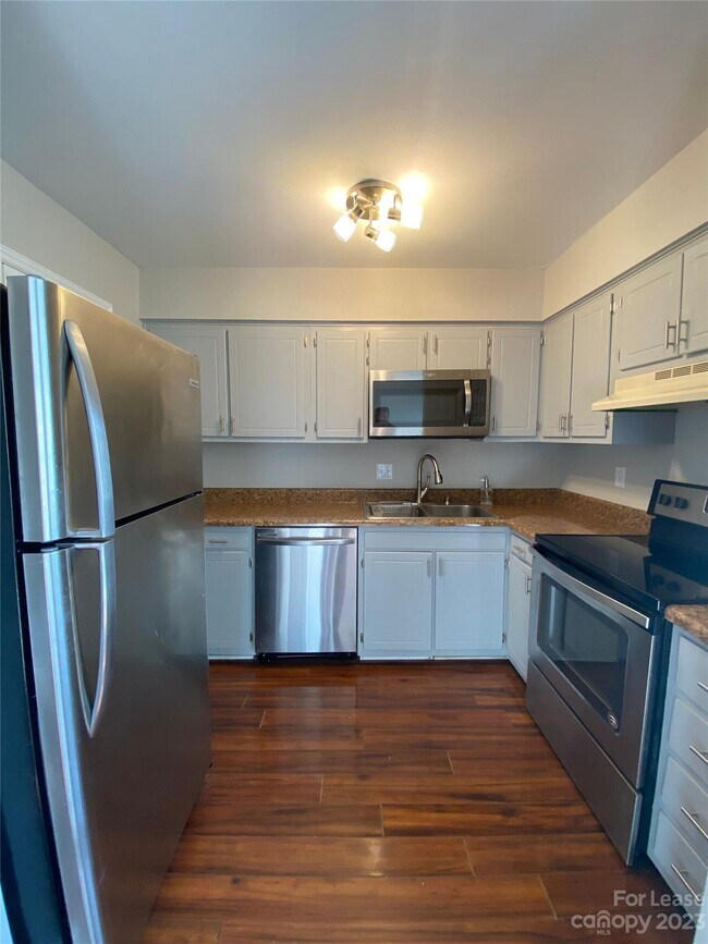 Foto del edificio - 3722 Park Rd