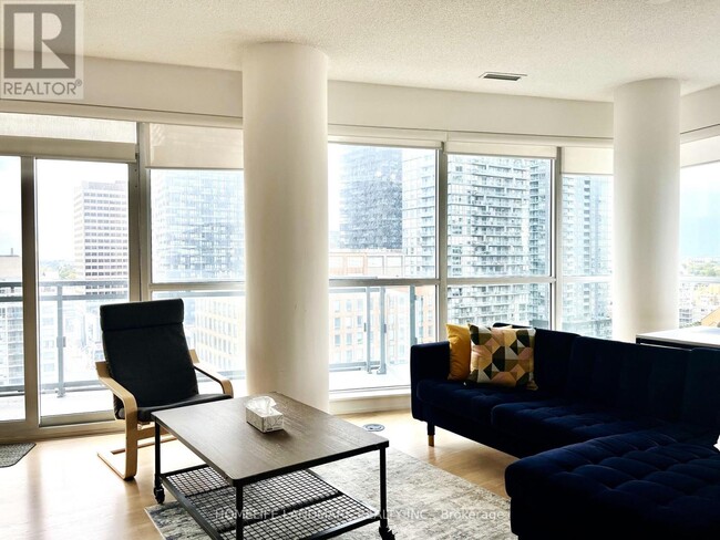 Photo du bâtiment - 89 Dunfield Ave