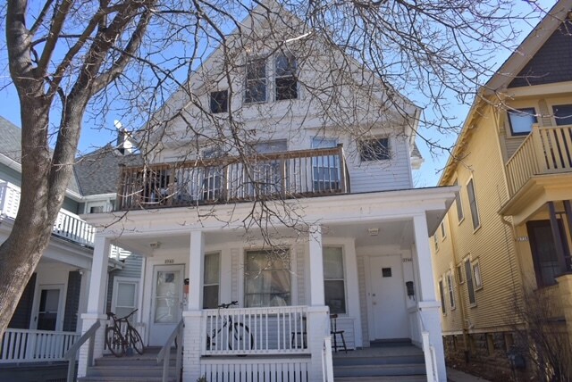 Front - 2740 N Cramer St