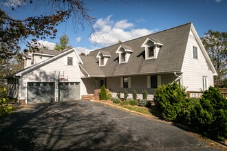 Building Photo - 5156 Mineral Springs Mountain Ave