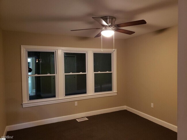 Building Photo - 3 br, 2 bath House - 301 Piedmont Park Rd