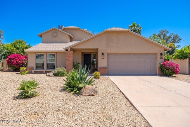 Foto del edificio - 5333 E Wallace Ave