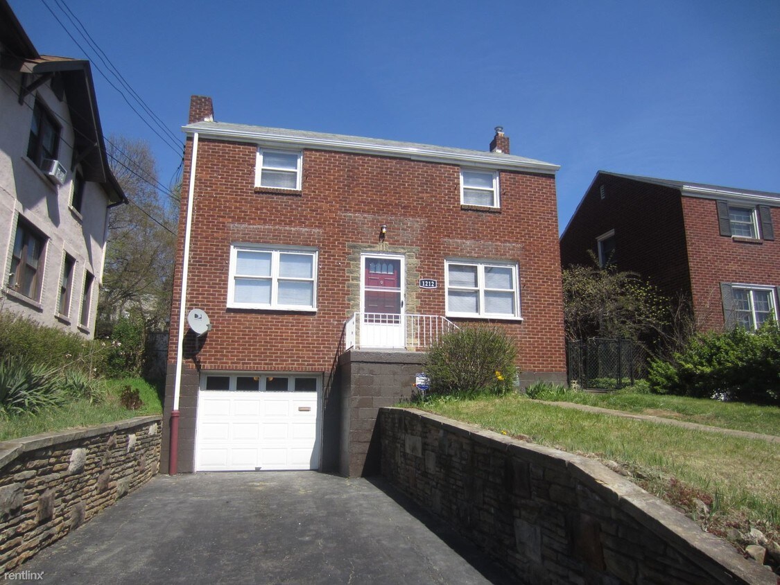 Primary Photo - 1212 McNeilly Ave