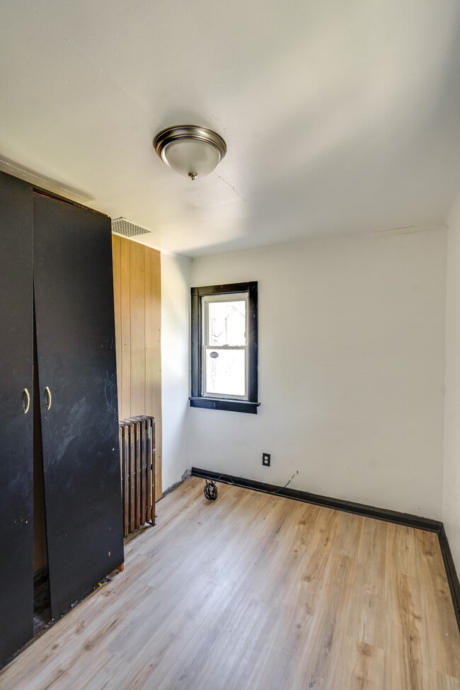 Building Photo - 12512 Mc Gowan Ave