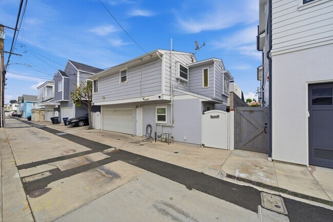 Foto del edificio - Newly Remodeled 3-Bedroom on Balboa Island...