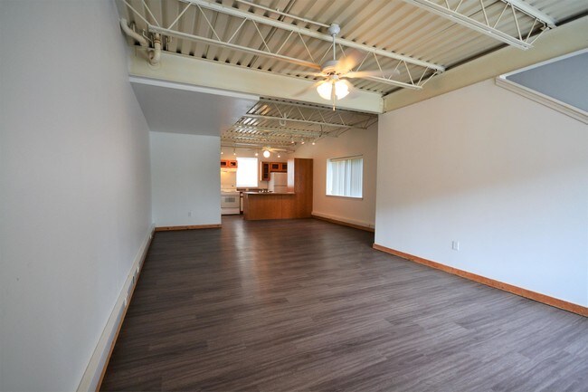 Foto del edificio - 1051 N Molly Ct