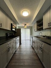 Building Photo - 3405 Holdrege St