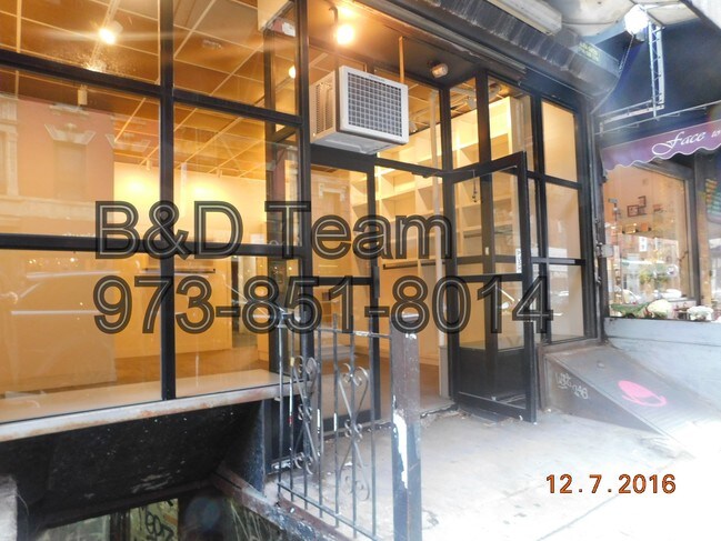 Building Photo - 369 Broome St
