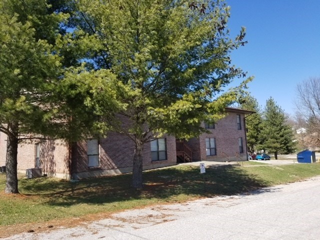 Building Photo - Hillcrest II Apartments