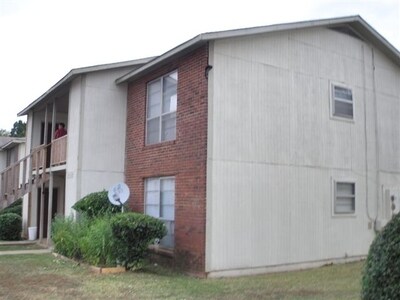Primary Photo - 2222 Jonathan Dr NW