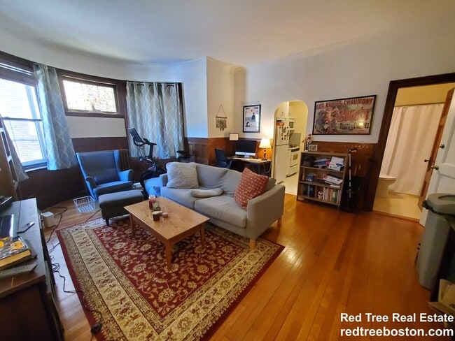Foto del edificio - 1748 Beacon St