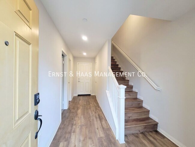 Building Photo - 14414 Strawberry Ln