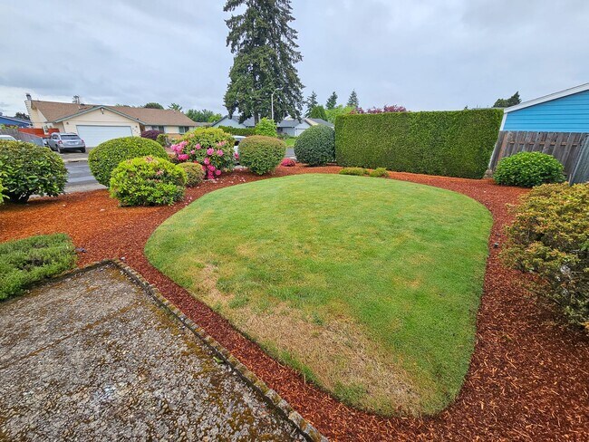 Foto del edificio - 3642 Meadow Park Loop NE
