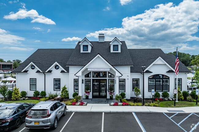Building Photo - Sutton Landing at Commack