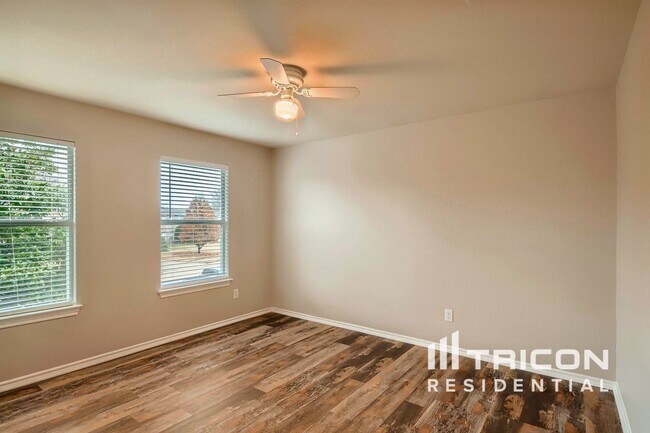 Building Photo - 2808 High Pointe Blvd