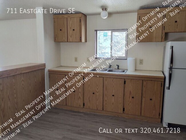 Foto del edificio - 711 Eastgate Dr SE