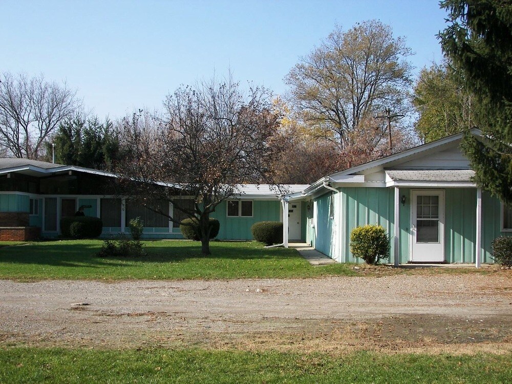 Building Photo - Bruce Township Apartments