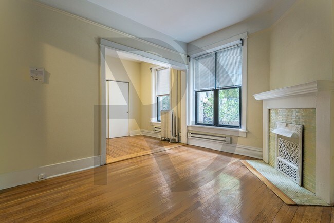 Foto del edificio - 428 W Belden Ave