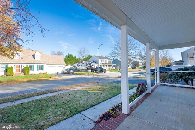 Foto del edificio - 8460 Colony Cir