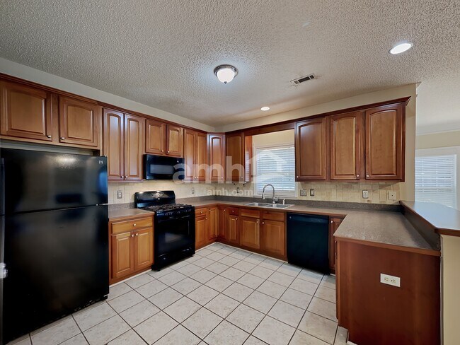 Foto del edificio - 1121 E Shoreview Rd