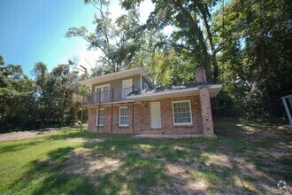 Building Photo - 1118 Louise Dr